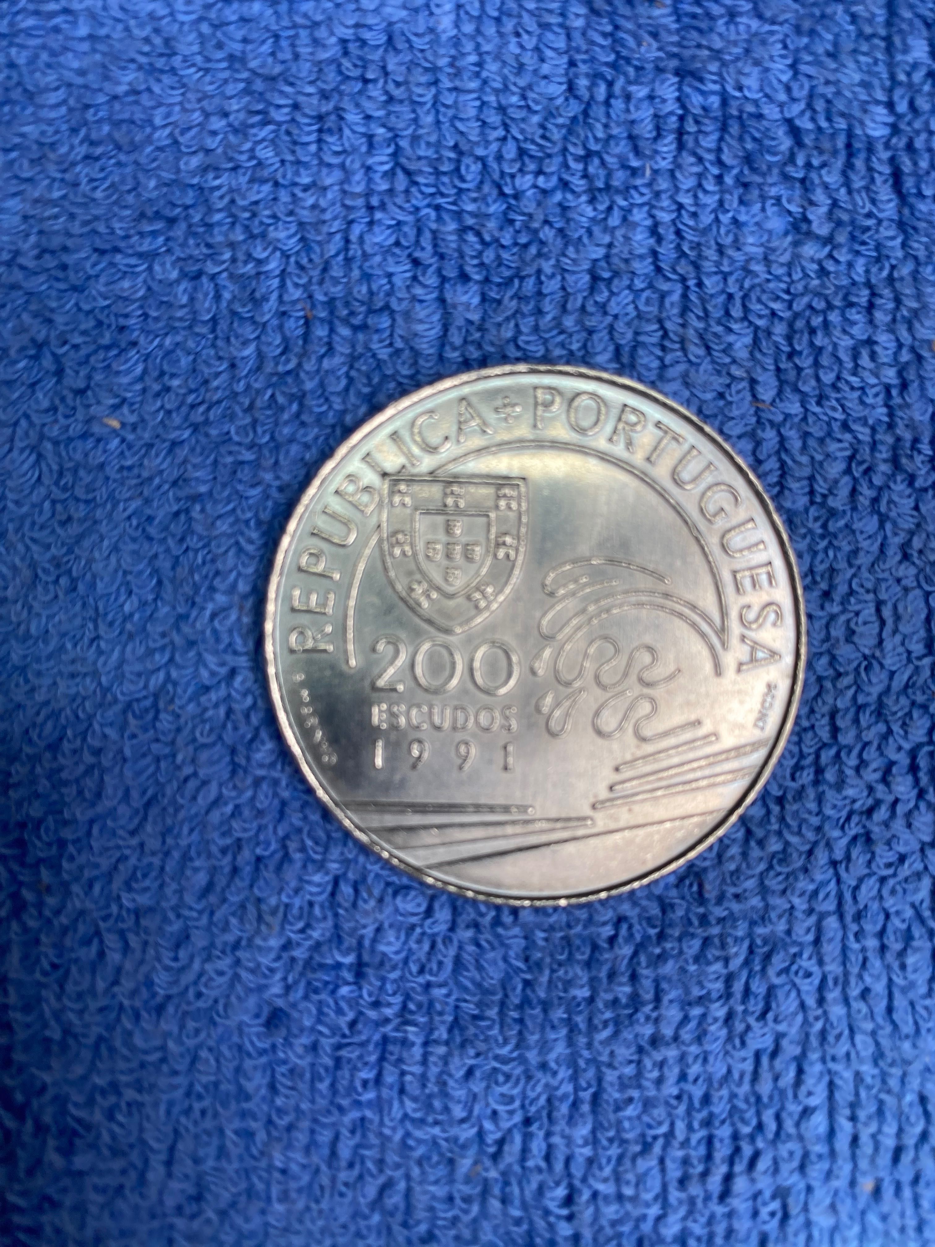 Moeda 200 escudos