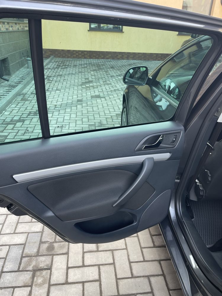 Шкода октавія 2,0 дизель автомат