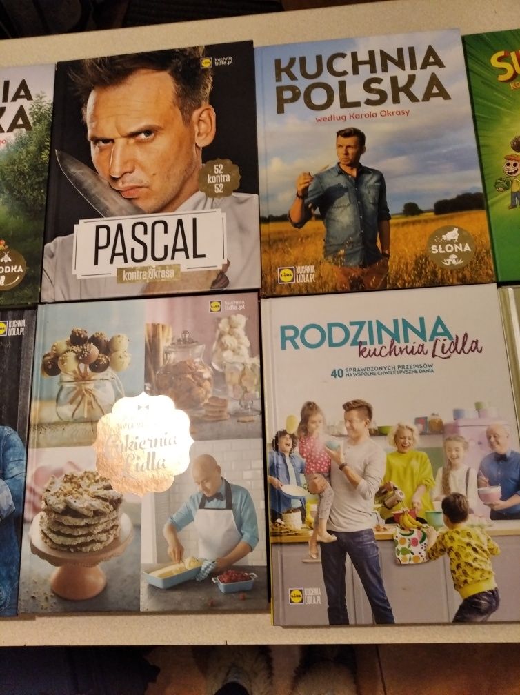 Lidl książka 10 sztuk, książki z Lidla, książki kucharskie