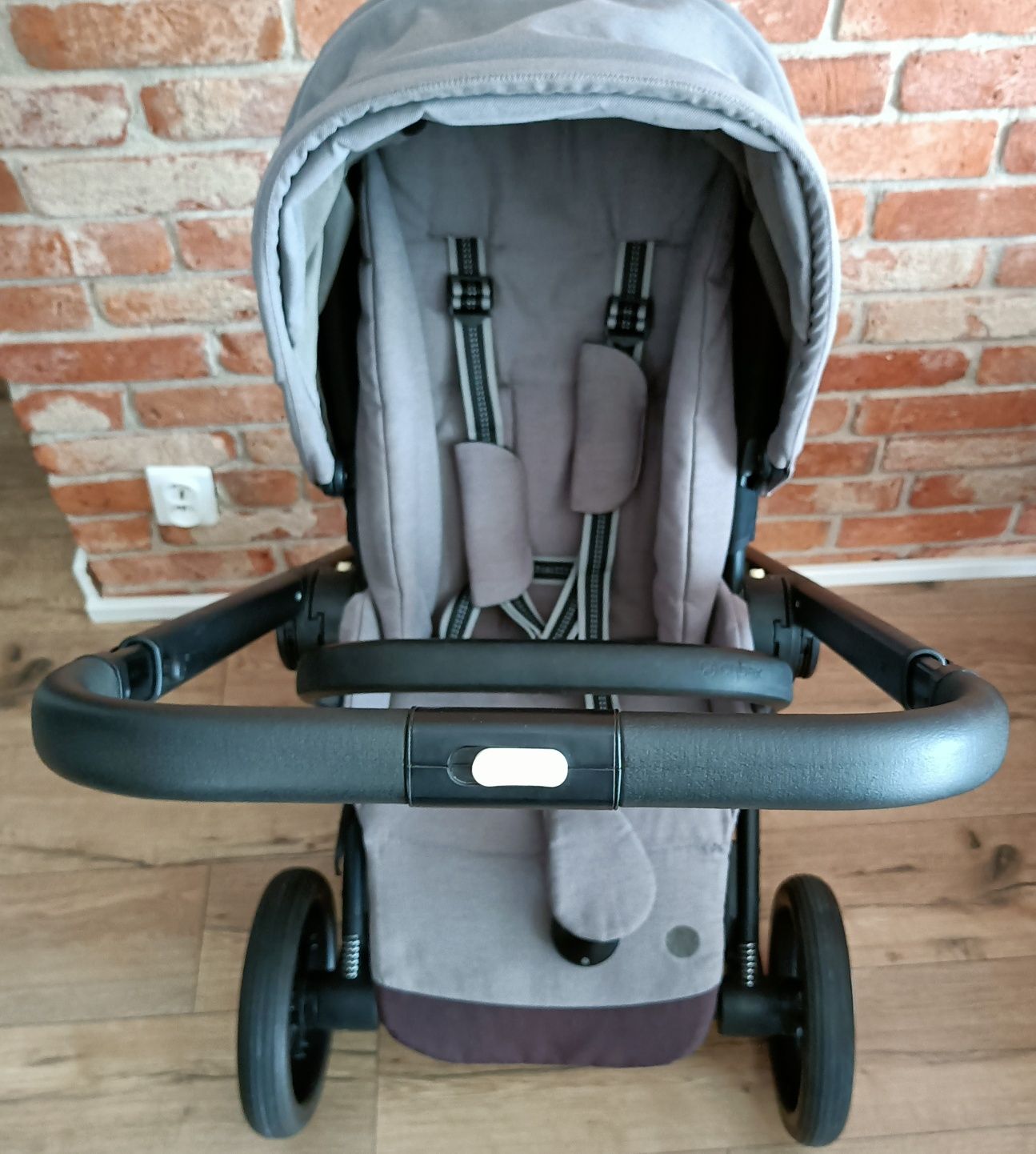 Wózek gondola i spacerówka 2w1 cybex balios s w kolorze Soho Grey