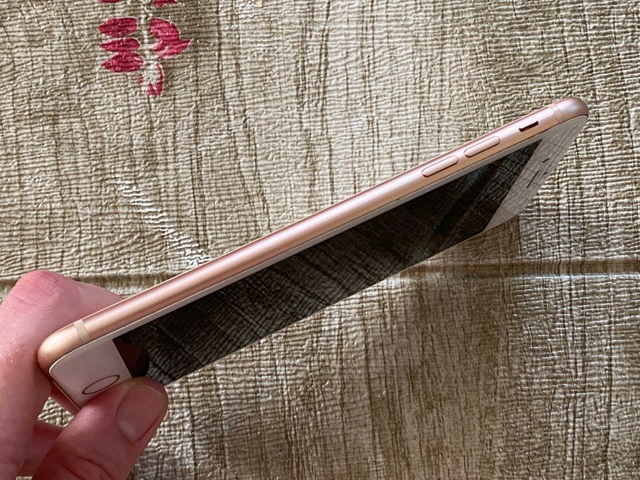 iPhone 8 Plus 64 Gb Gold отличное состояние без нюансов Айфон 8 плюс