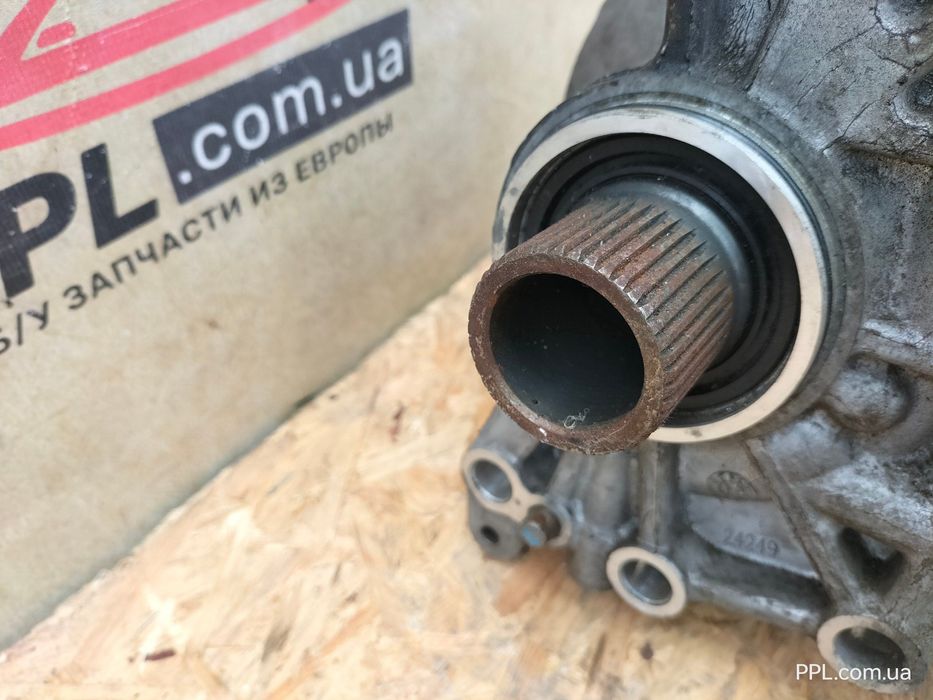 Jeep Compass 11-16 2.2 Patriot раздаточная коробка раздатка 05273456AB