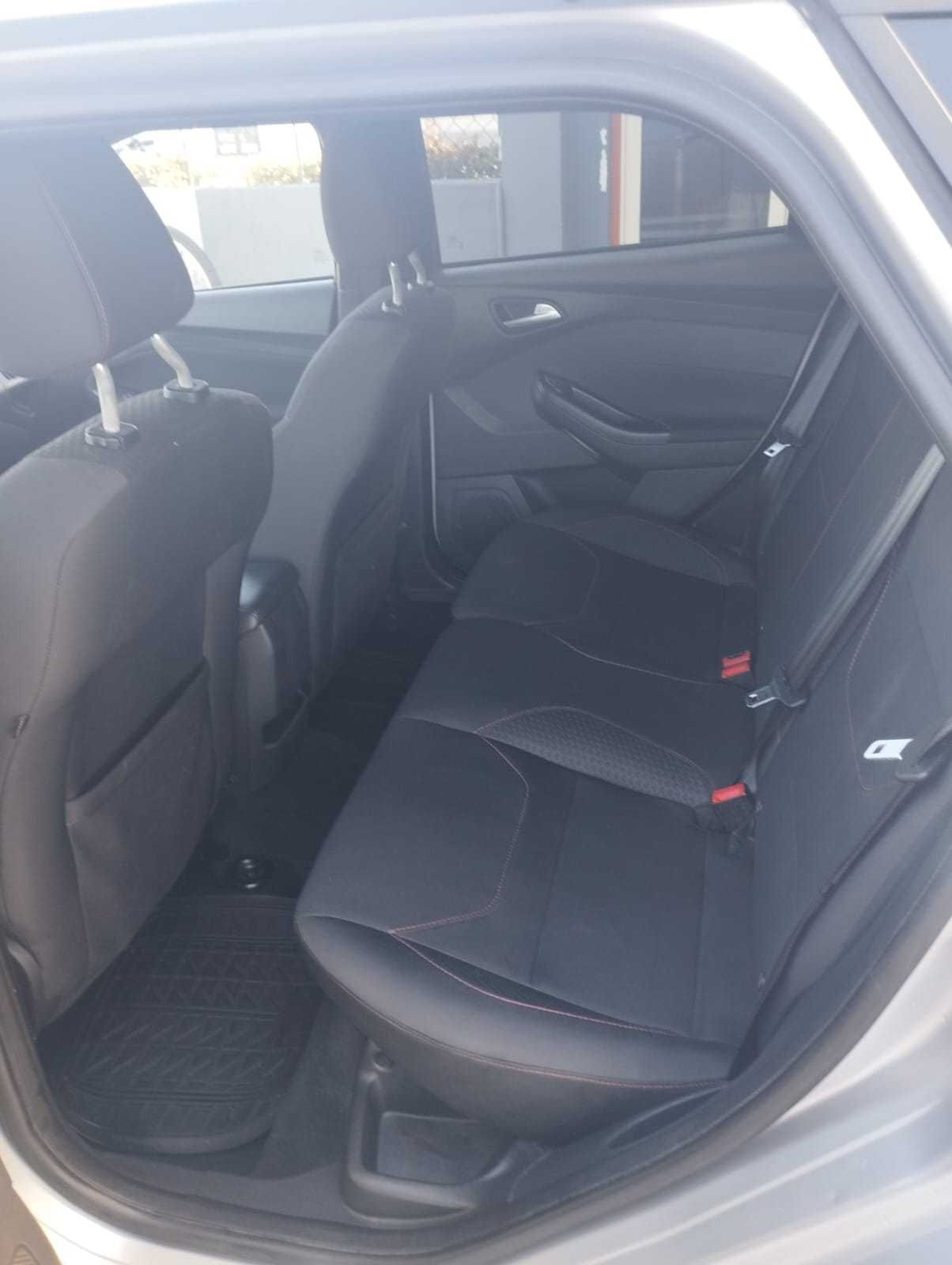 Ford Focus ST Line 1.5 120 CV