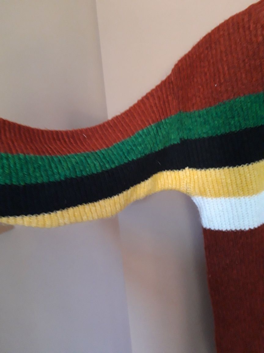 Śliczny kolorowy sweter oversize rozmiar 40/42/44