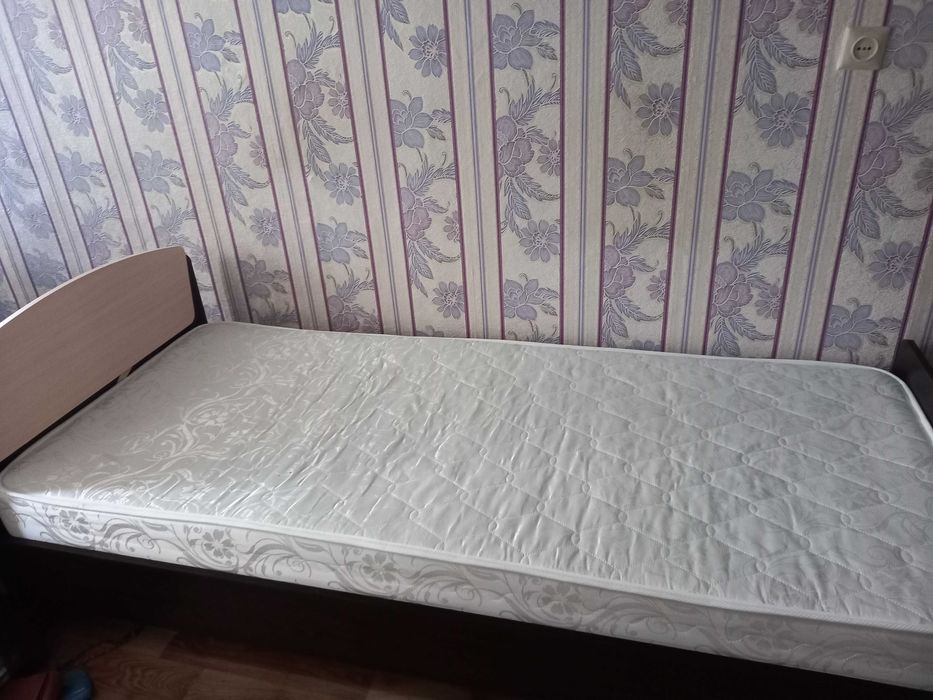 Здам кімнати у гуртожитках на пр.Науки і Набережній Перемоги