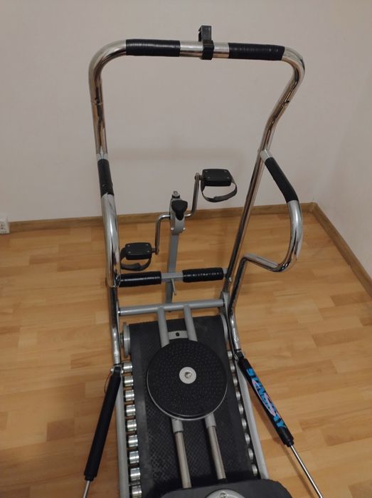 Bieżnia z rowerkiem wioślarzem i twisterem