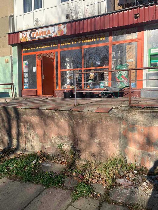 Здається або продається комерц. приміщ. 155 м2 по вул. Б.Хмельницького