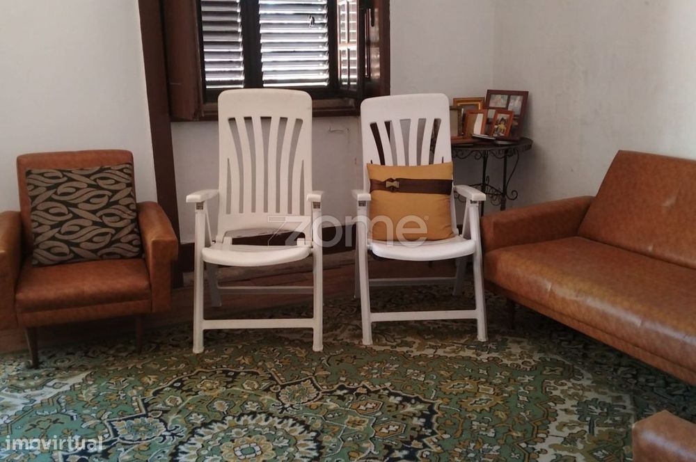 Moradia T4 +1 com espaço exterior