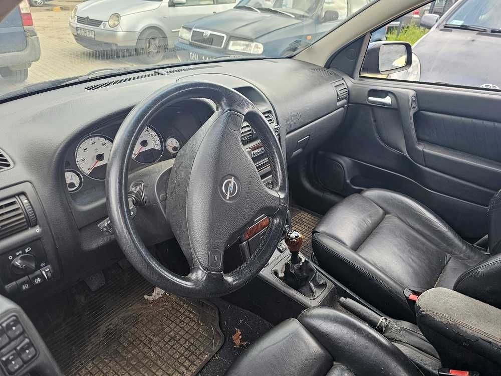 Opel Astra 2002r 2.0 diesel 118KM/Grzane fotele/Skóry/Przegląd do 2026