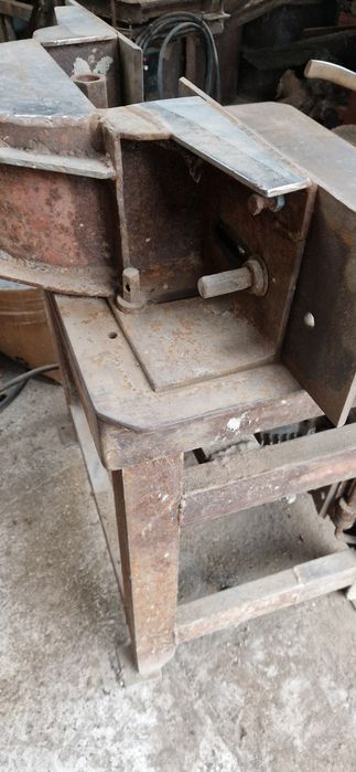 Фрезерный станок