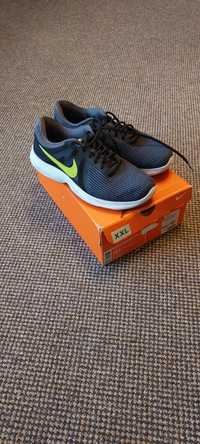 Buty Nike Revolution 4 EU