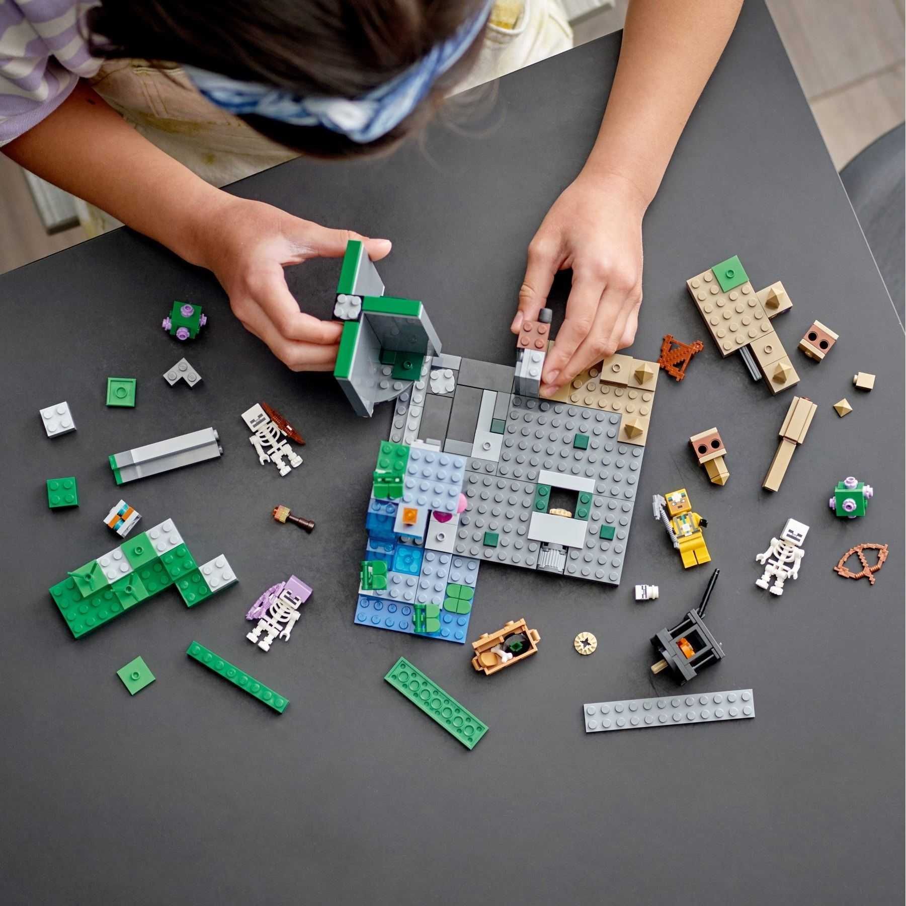 Zestaw LEGO Minecraft Loch Szkieletów NOWY