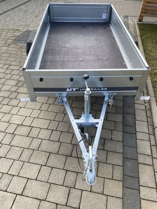 Wypożycze przyczepe lekką samochodową