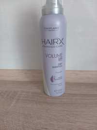 Suchy szampon dodajacy włosy objętości Oriflame