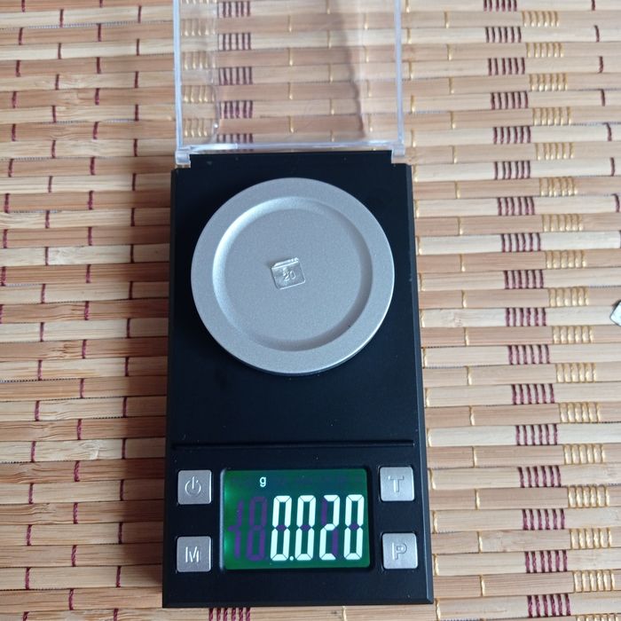 Ваги ювелірні точність 0.001 до 10 грам
