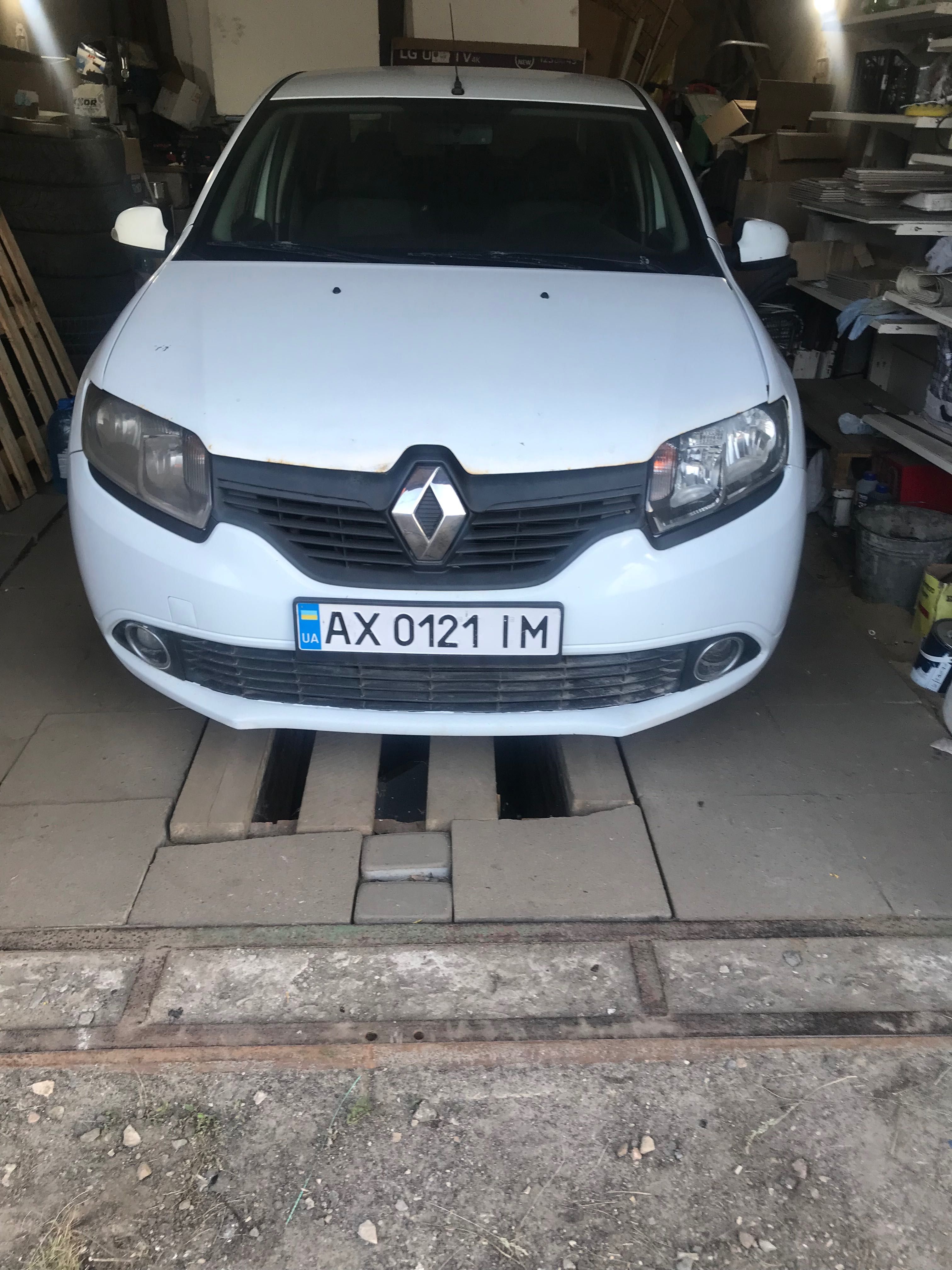 Renault Logan  2