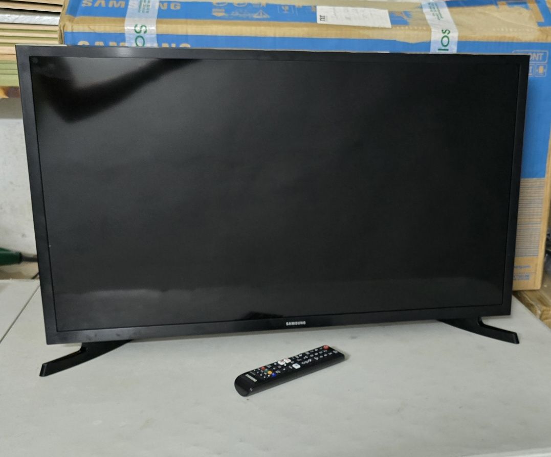 TV Samsung T4305 SmartTV 32" LED HD Ready