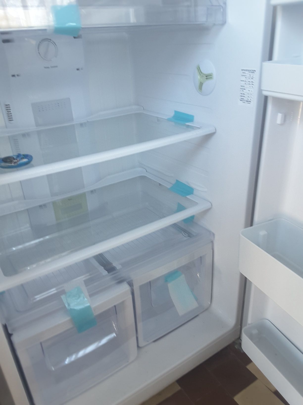 Холодильник  SAMSUNG, RT45, новий