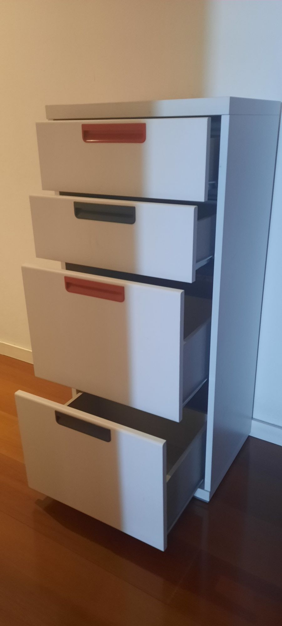 2 Móveis de quarto | Cómoda