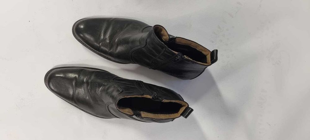 Buty męskie Botki czarne krótkie rozmiar 42