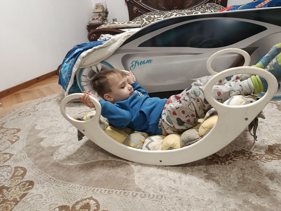 Дитяча гойдалка ,балансир
