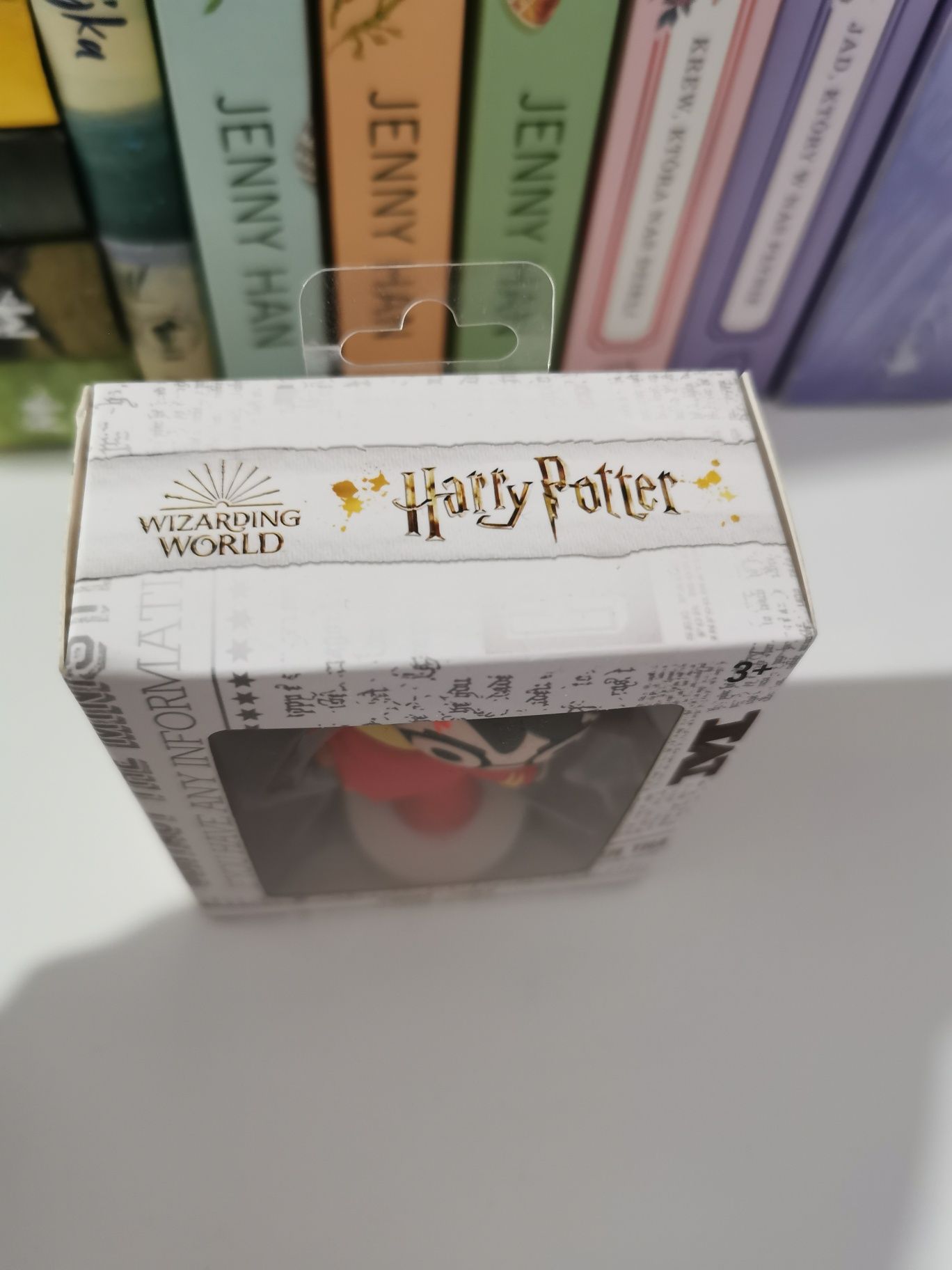 Figurka Harry Potter na miotle nowa