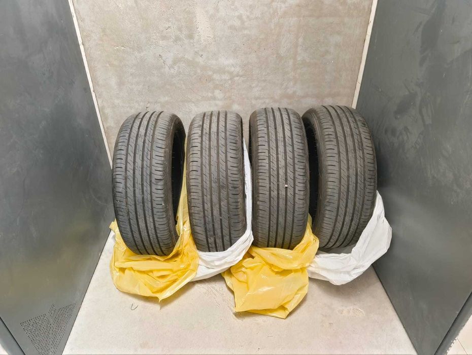 Sprzedam komplet opon letnich 215/50R18, praktycznie nowych