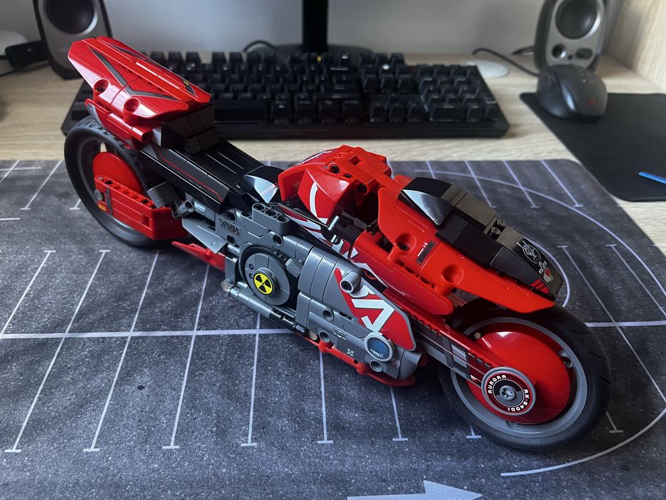 Klocki Cada Cybernight Cyberpunk 3 pojazdy z gry + gratis puzzle