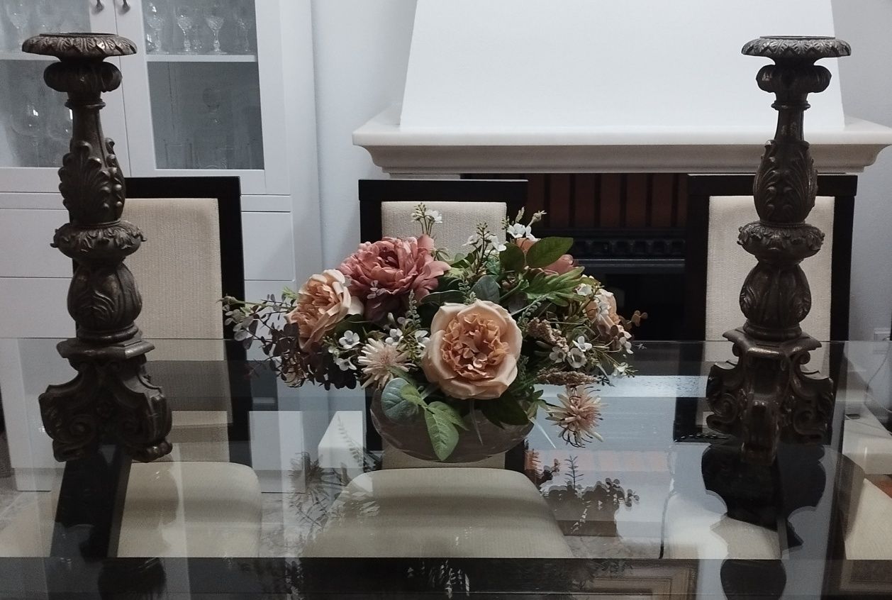 Castiçais de Altar em marfinite