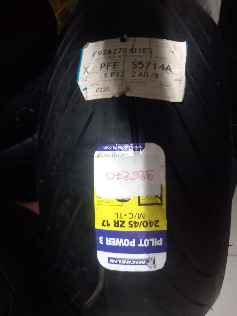 Pneus novos  a preço baixo