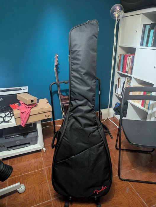 Baixo Eletroacústico Fender CB-60SCE  como novo