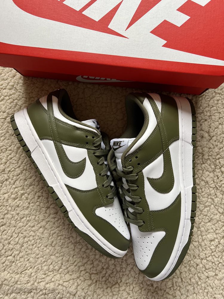 Nike Dunk Low Medium Olive (42.5)