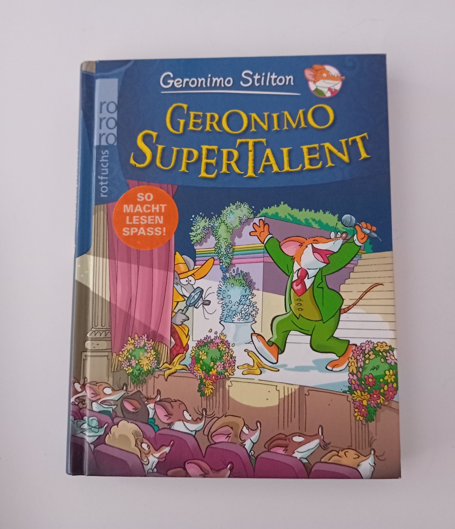 4 livros de Geronimo Stilton e língua Alemã