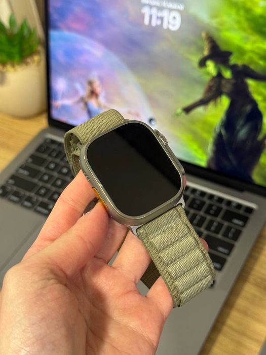 Вживаний годинник Apple Watch Ultra 2 Titanium 49MM