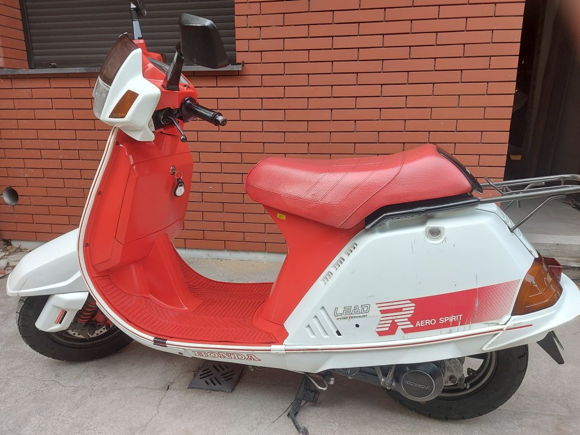 Honda Lead R  50 cm Unikat