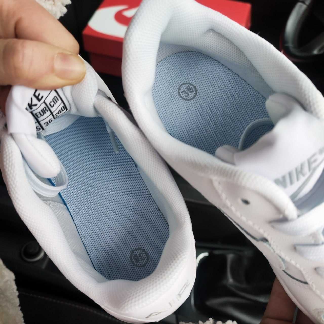 Жіночі кросівки Nike Air Force 1 білі