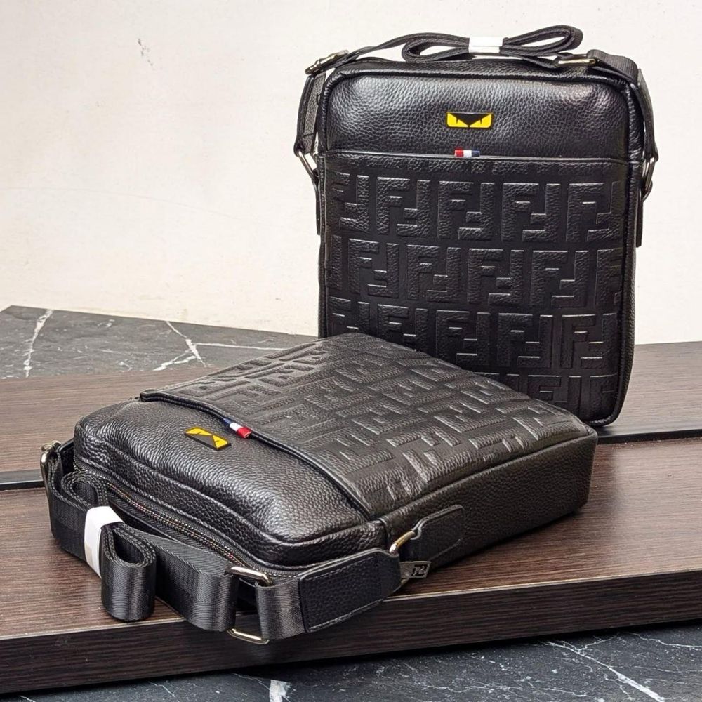 Чоловіча сумка Fendi з натуральної шкіри
