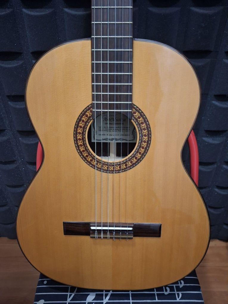 Guitarra classica Artesanal