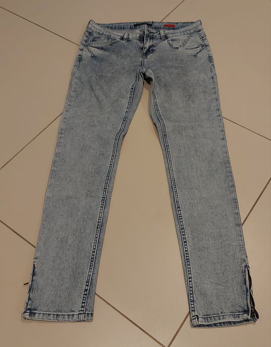 Reserved spodnie rurki w30 l32