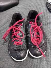 Buty Yonex rozmiar 40