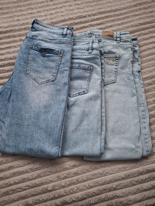 Набір джинсів жіночих