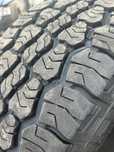 Pneus 235 / 75 /15