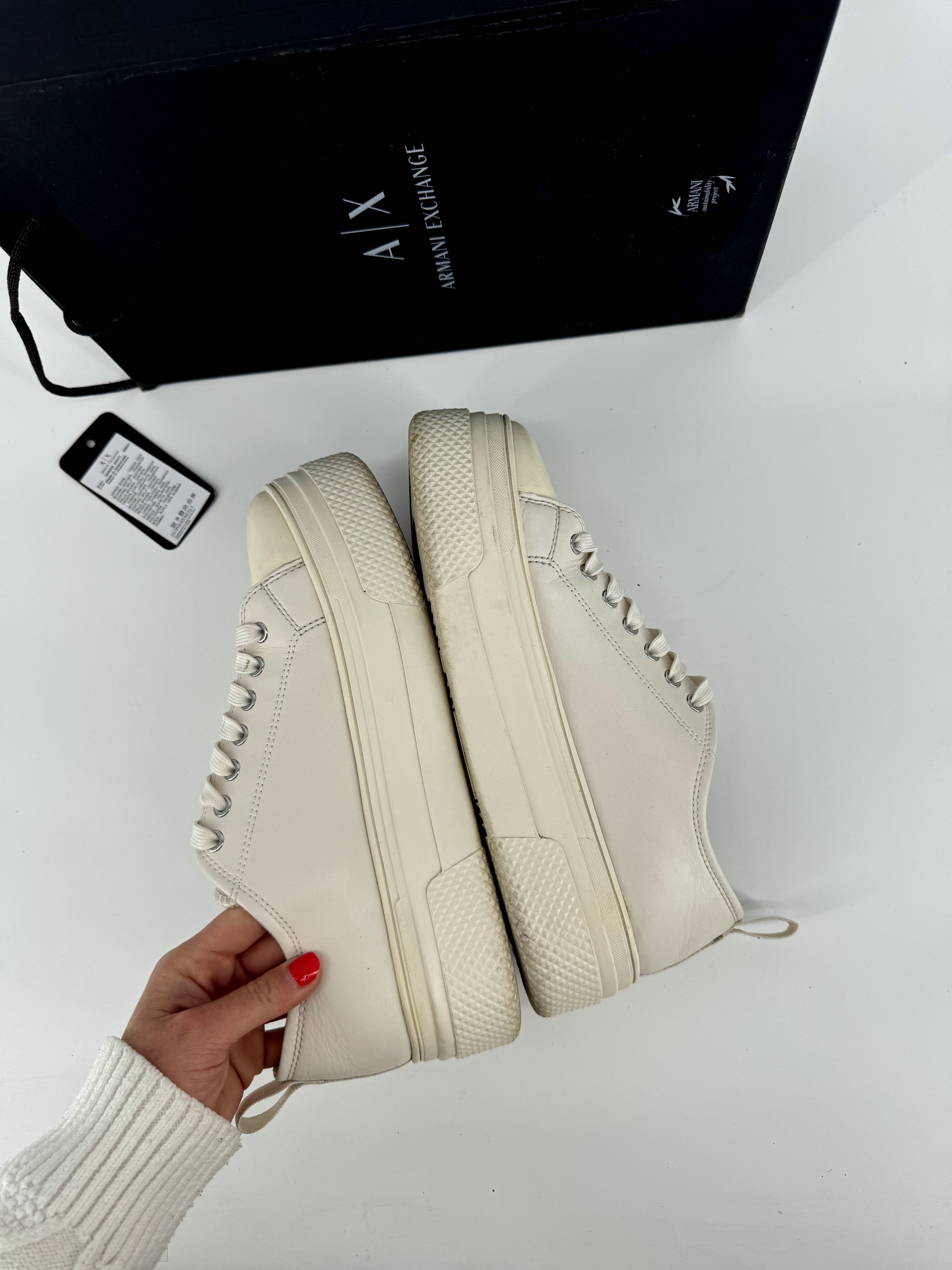 Armani exchange sneakersy na platformie kremowe białe 39 sportowe buty