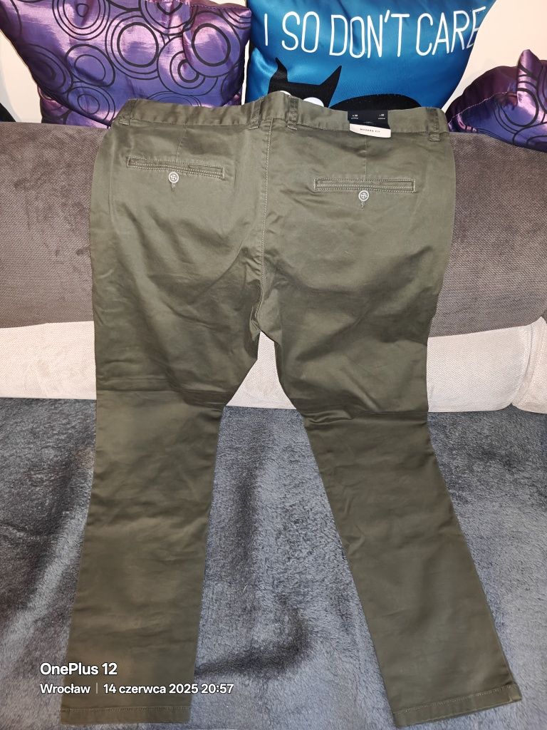 Nowe spodnie Fynch-Hatton chinosy khaki – rozm. XL