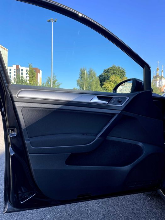 Volkswagen Golf Vll
