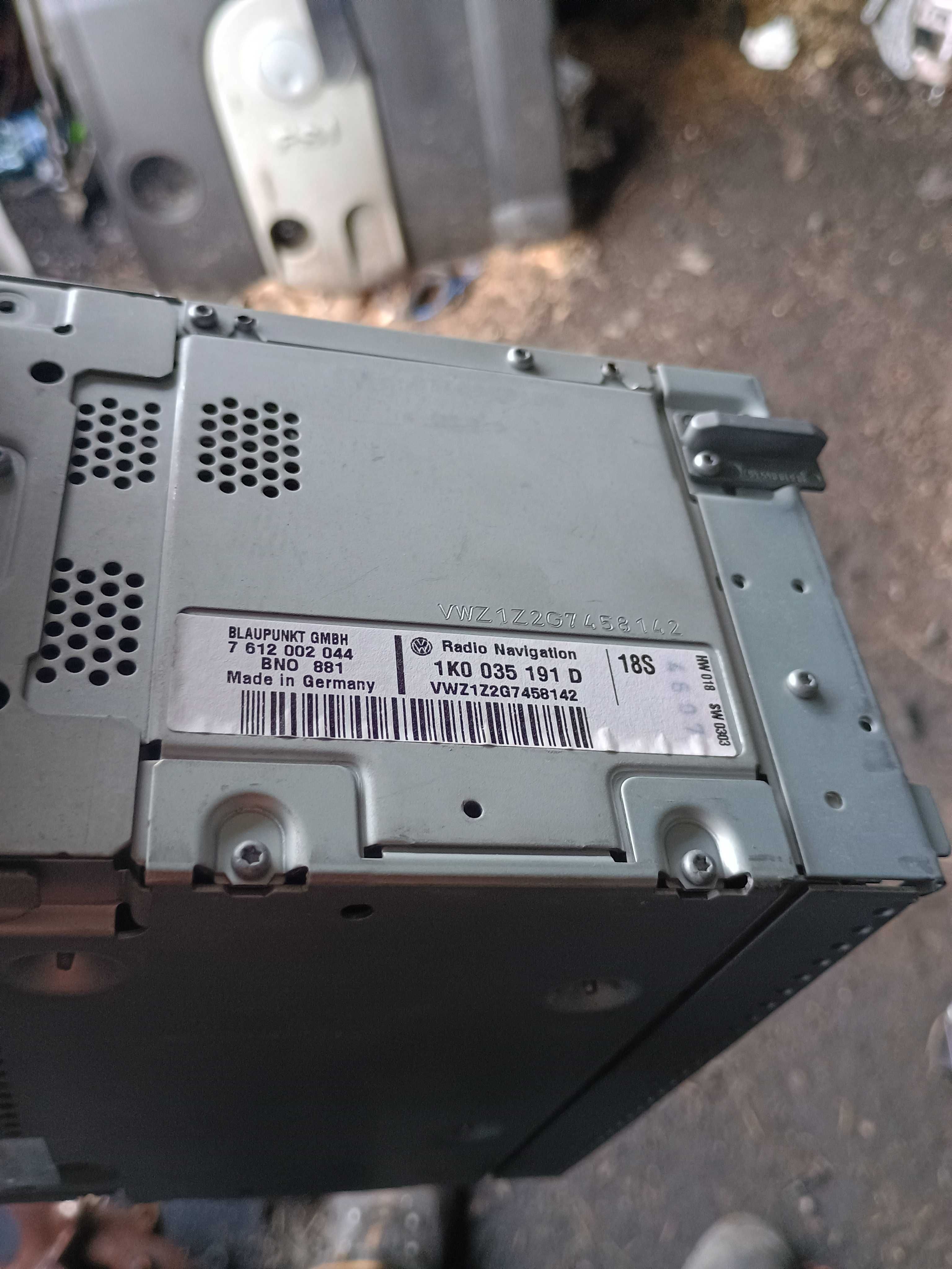 Radio Blaupunkt CD Navigation VW Passat B6 Touran Golf V Jetta itp.