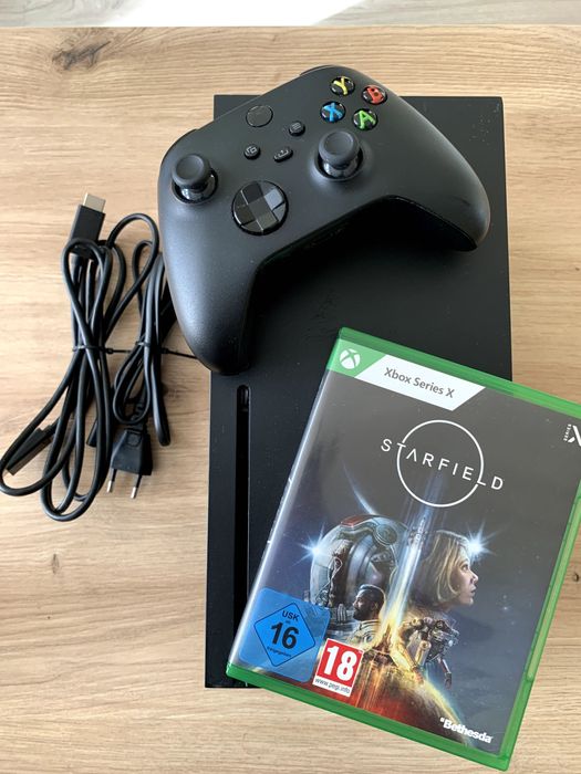Ігрова консоль Xbox Series X + подарунок