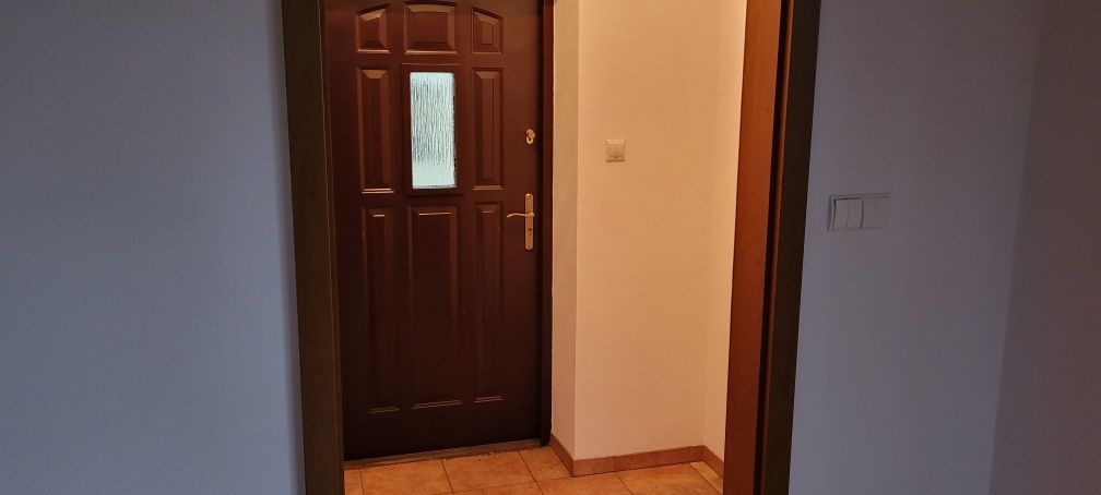 Lokal do wynajęcia na Biuro Magazyn 65m.kw Pabianice