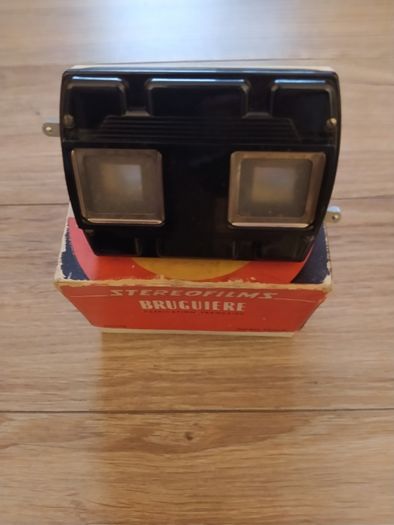 Francuski stereoskop Stereoclic 3D vintage przeglądarka z kartami