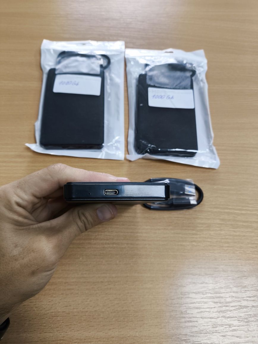 Зовнішній HDD диск (кишеня) USB Type-C, 1000Gb / 1Tb